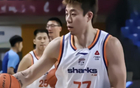 105-92！上海男篮大爆发，力克北控，球迷：主场哨，空气3分犯规
