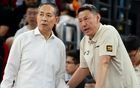 被CBA菜鸟教练拿捏！球迷斥李楠：李昂有你这阵容能虐你35分