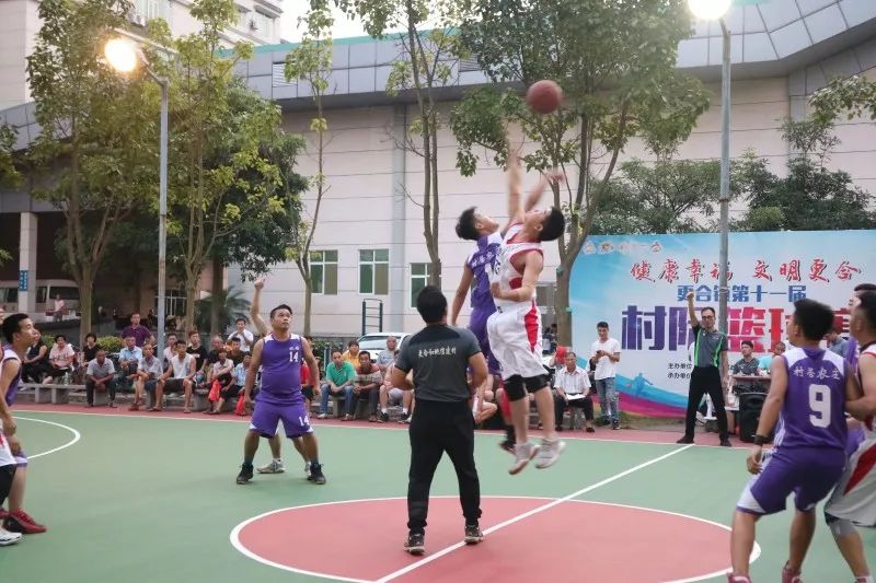 湖人VS快船直播_湖人VS快船弹幕互动高清直播_857直播：体育迷的免费观赛神器